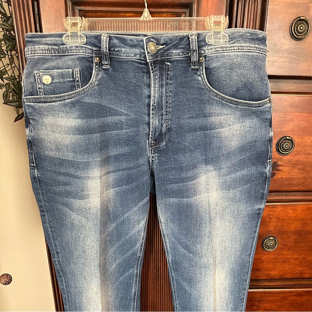 Men’s Buffalo Brand “Evan-X” Blue Jeans